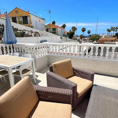 Sunny On The Paradise Coast.