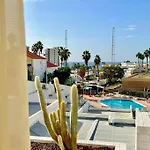 Sunny On The Paradise Coast. Appartement Arona (Tenerife)